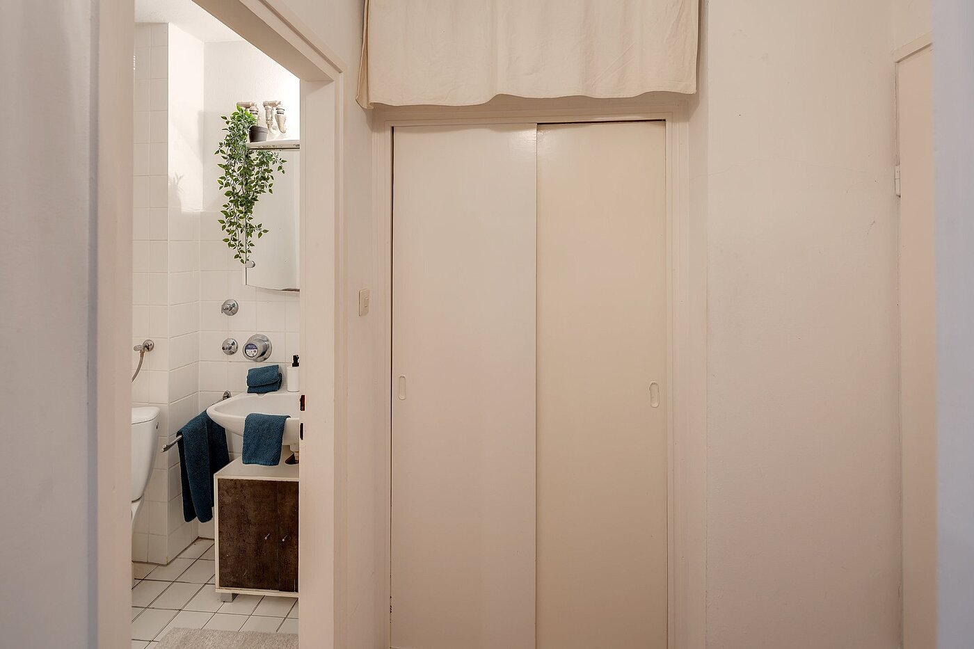 Квартира в многоэтажно доме с 1 комнатная | München-Bogenhausen | 2012ML2 | Wandschrank im Flur