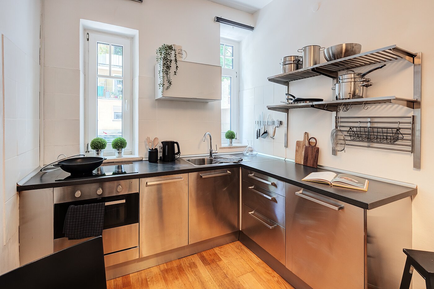 Квартира в многоэтажно доме с 1.5 комнатами | München-Neuhausen | 70473 | Voll ausgestattet