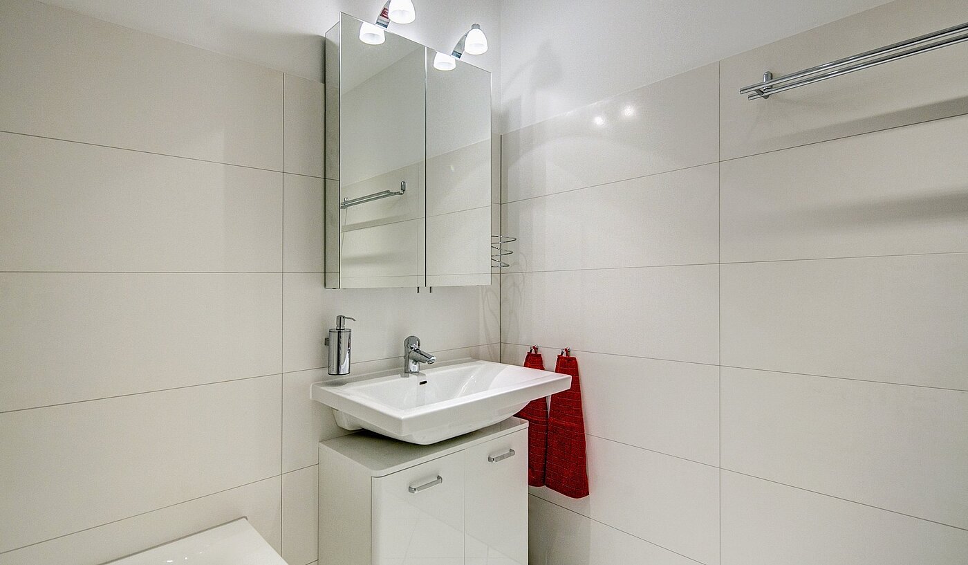 Квартира в многоэтажно доме с 3.5 комнатами | München-Laim | 1808ML1 | Klassisches Bad