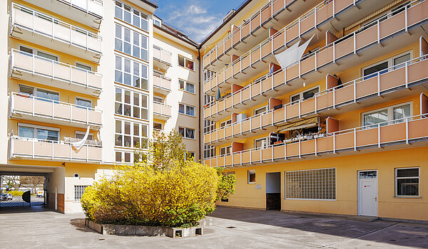 Квартира в многоэтажно доме с 1 комнатная | München-Obergiesing | 70420 | Außenansicht