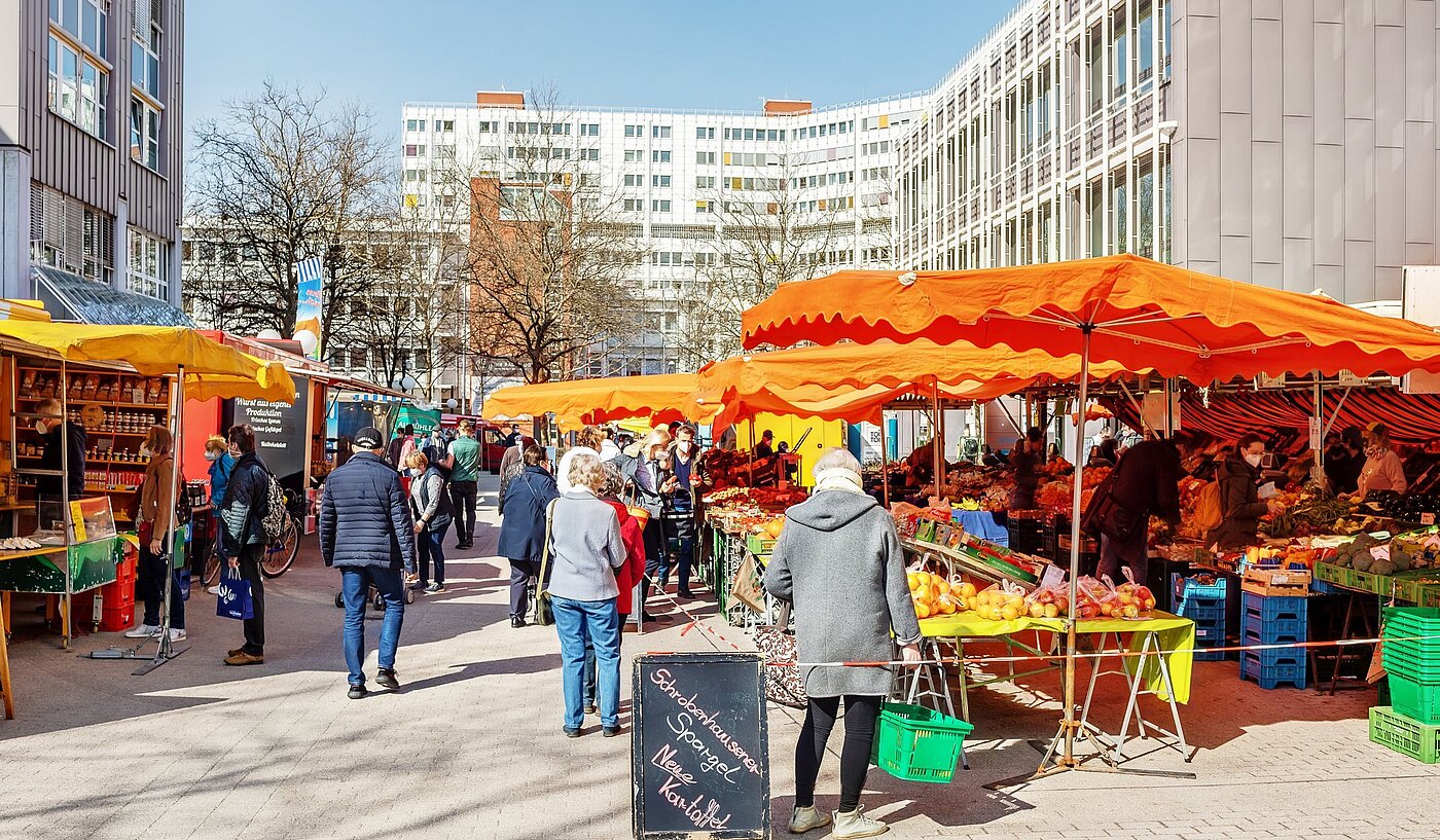 Квартира в многоэтажно доме с 1 комнатная | München-Bogenhausen | 2103ML6 | Der Wochenmarkt i.d. Nähe