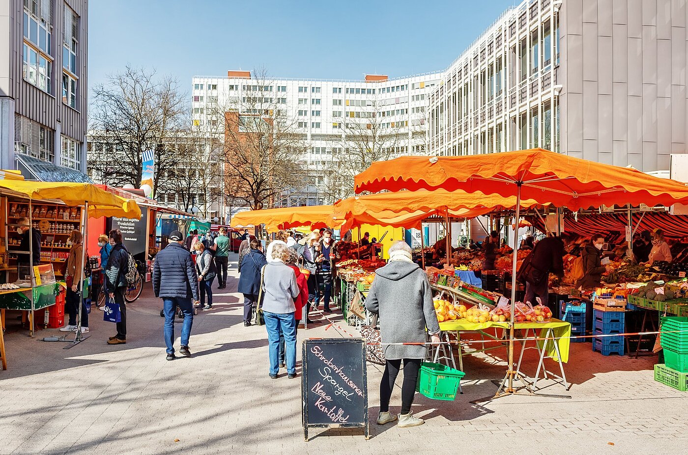 Квартира в многоэтажно доме с 1 комнатная | München-Bogenhausen | 2103ML6 | Der Wochenmarkt i.d. Nähe