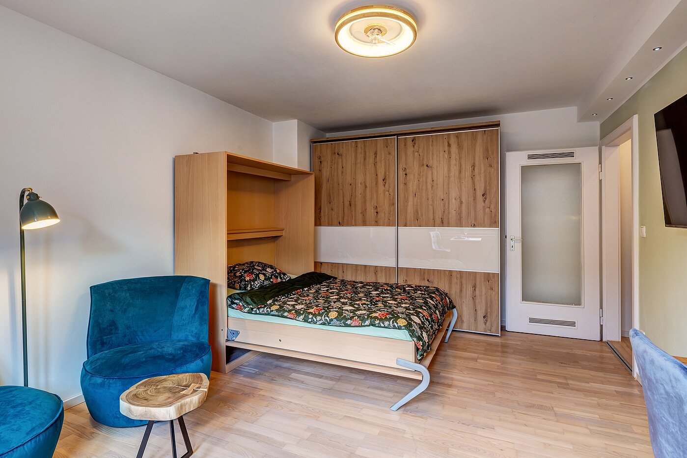 Квартира в многоэтажно доме с 1 комнатная | München-Schwabing | 70454 | Schlafen