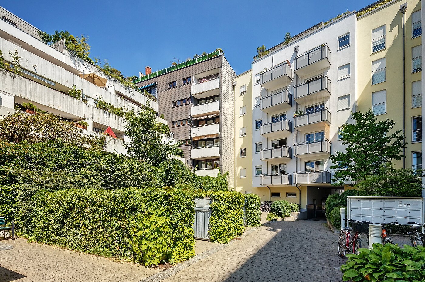 Квартира в многоэтажно доме с 1 комнатная | München-Schwabing | 2007ML2 | Hofseite