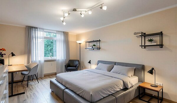 Квартира в многоэтажно доме с 4 комнатами | München-Aubing | 70276 | KI-generiertes Möblierungsbeispiel