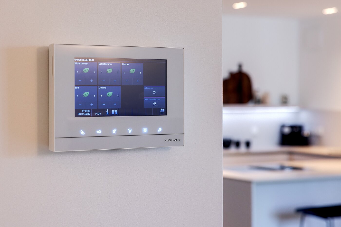 Квартира в многоэтажно доме с 3 комнатами | 70046 | Smart Home System