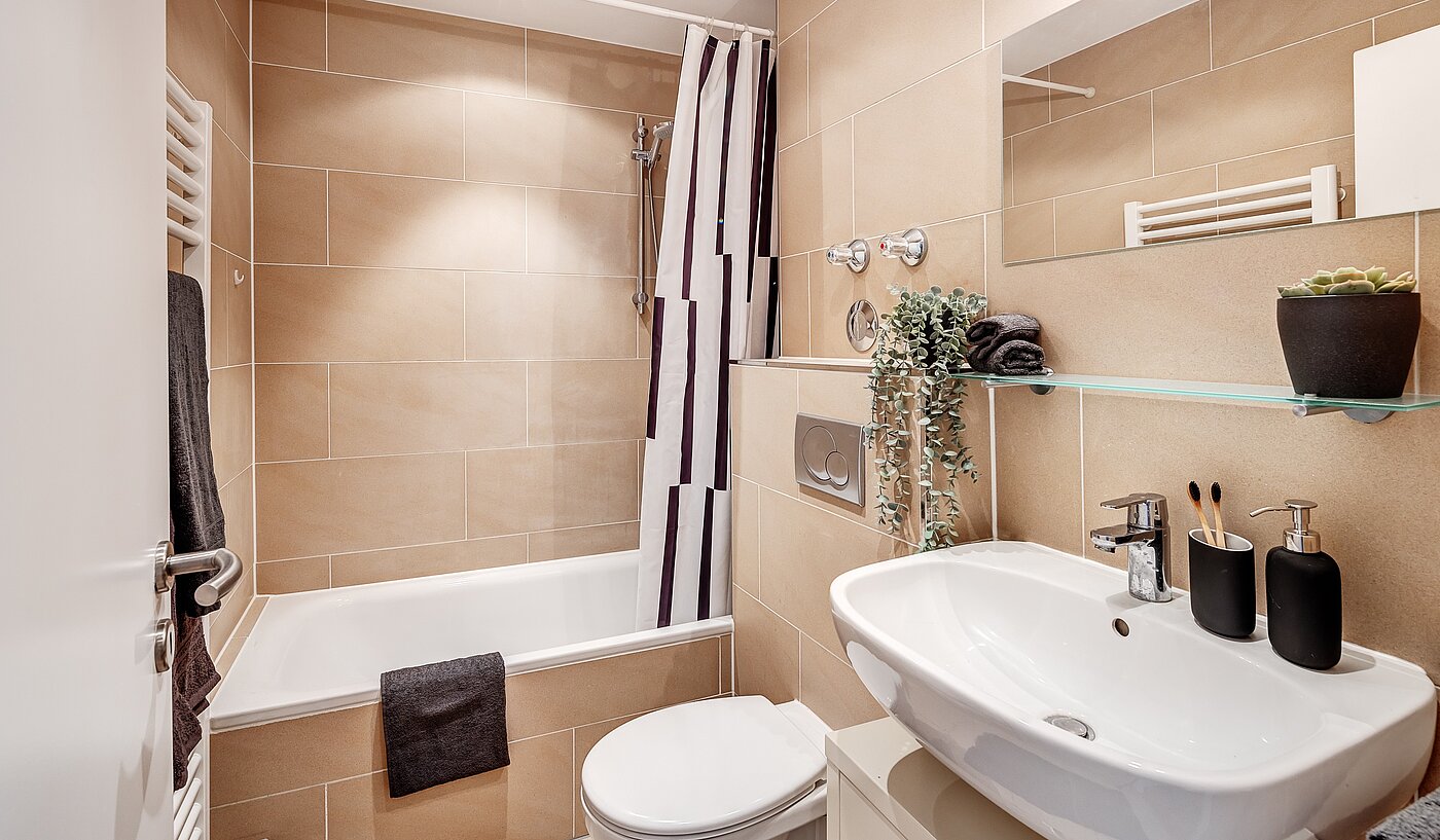 Квартира в многоэтажно доме с 1 комнатная | München-Milbertshofen | 2112ML4 | Geschmackvolles Bad