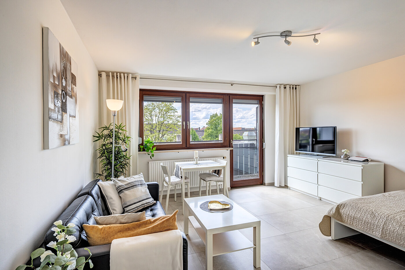 Квартира в многоэтажно доме с 1 комнатная | München-Milbertshofen | 704371 | Sonnig Ruhig Hell