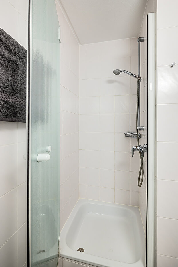 Квартира в многоэтажно доме с 3.5 комнатами | München-Bogenhausen | 70305 | ...Duschbad