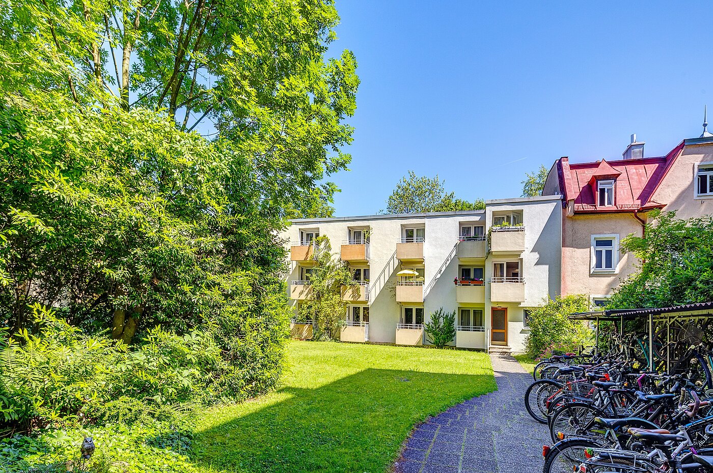 Квартира в многоэтажно доме с 1 комнатная | München-Schwabing | 2210ML3 | ...im grünen Innenhof