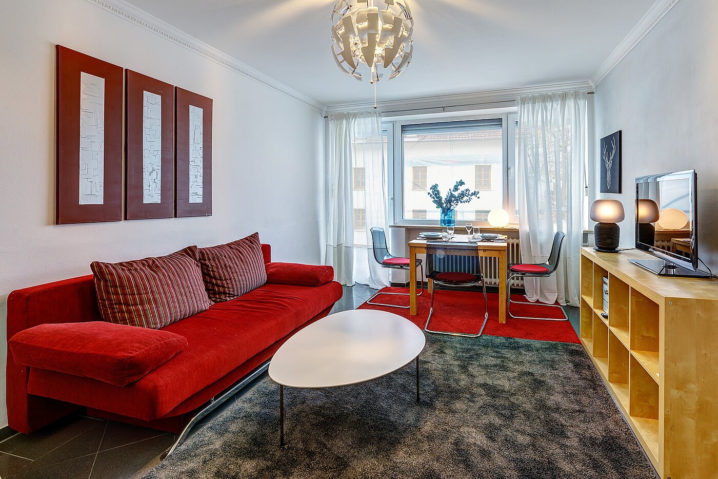 Квартира в многоэтажно доме с 2 комнатами | München-Milbertshofen | 701801 | Gemütliches Wohnzimmer...