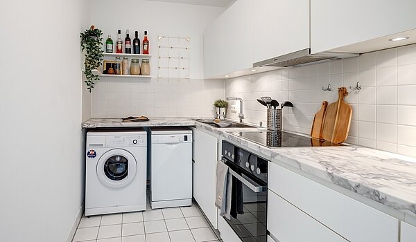 Квартира в многоэтажно доме с 2 комнатами | München-Maxvorstadt | 70001 | Separate Küche