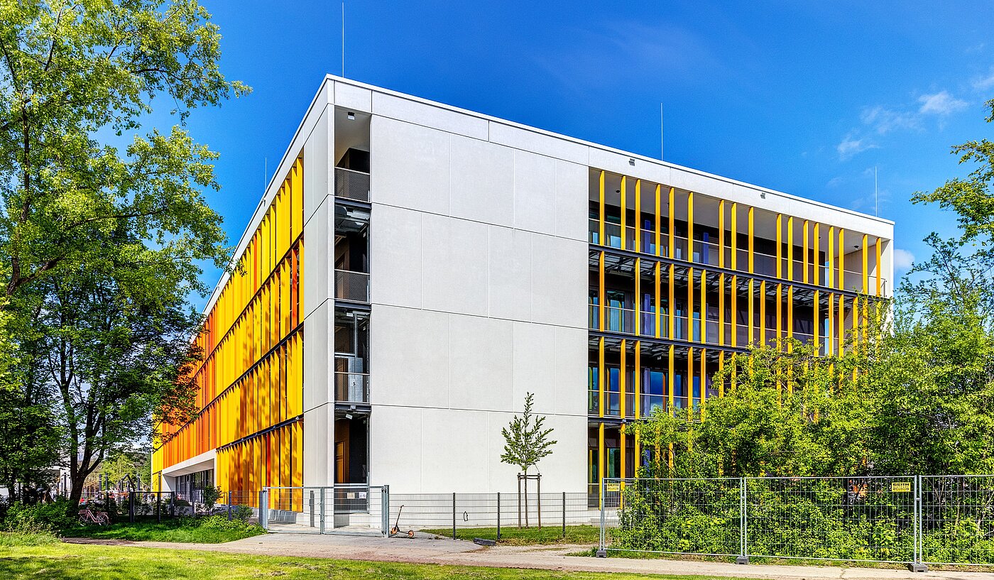 Квартира в многоэтажно доме с 1.5 комнатами | München-Milbertshofen | 701281 | Schulen