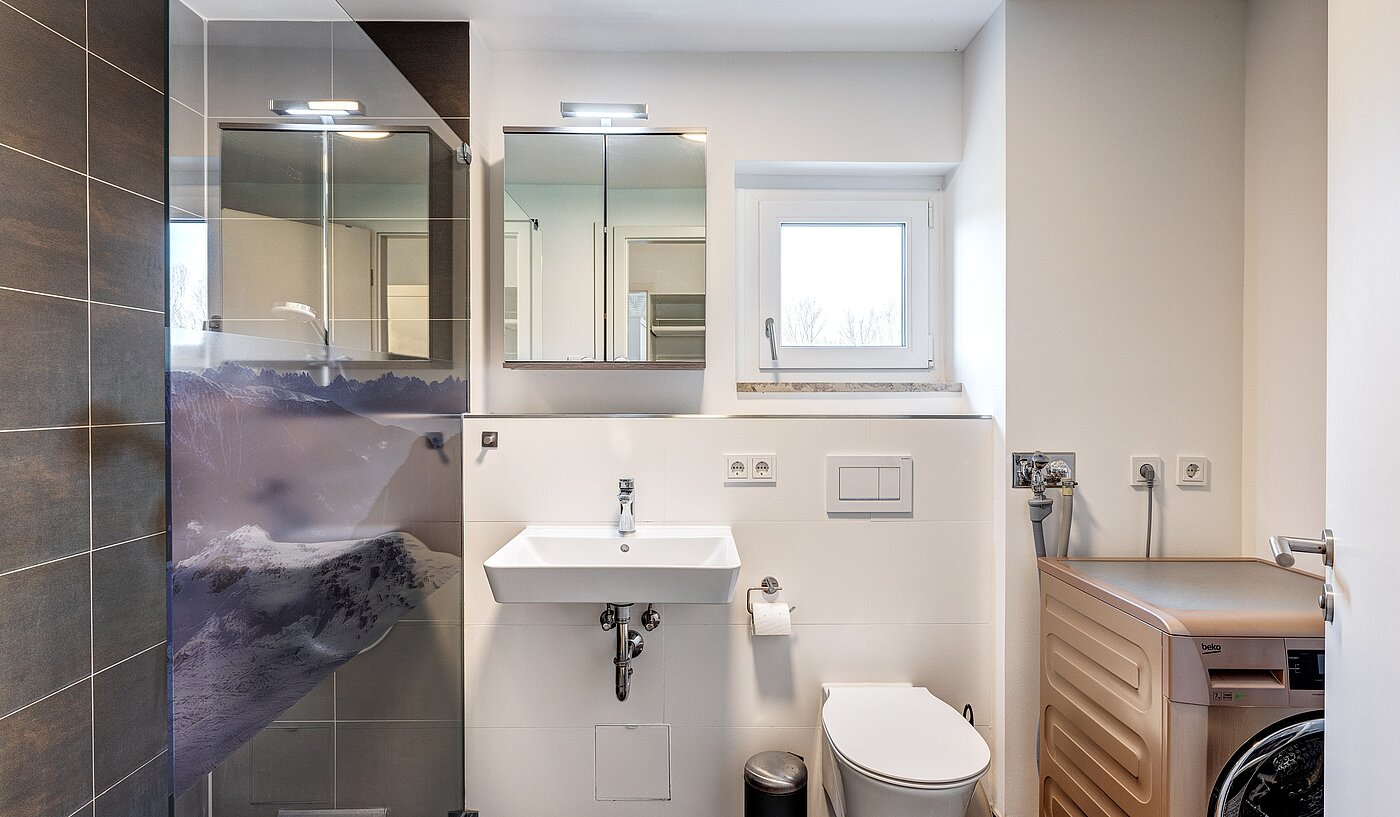 Квартира в многоэтажно доме с 2 комнатами | Freising | 70156 | Badezimmer mit...