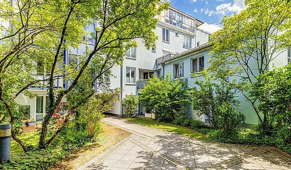 Квартира в многоэтажно доме с 2 комнатами | München-Neuhausen | 70440 | Außenansicht