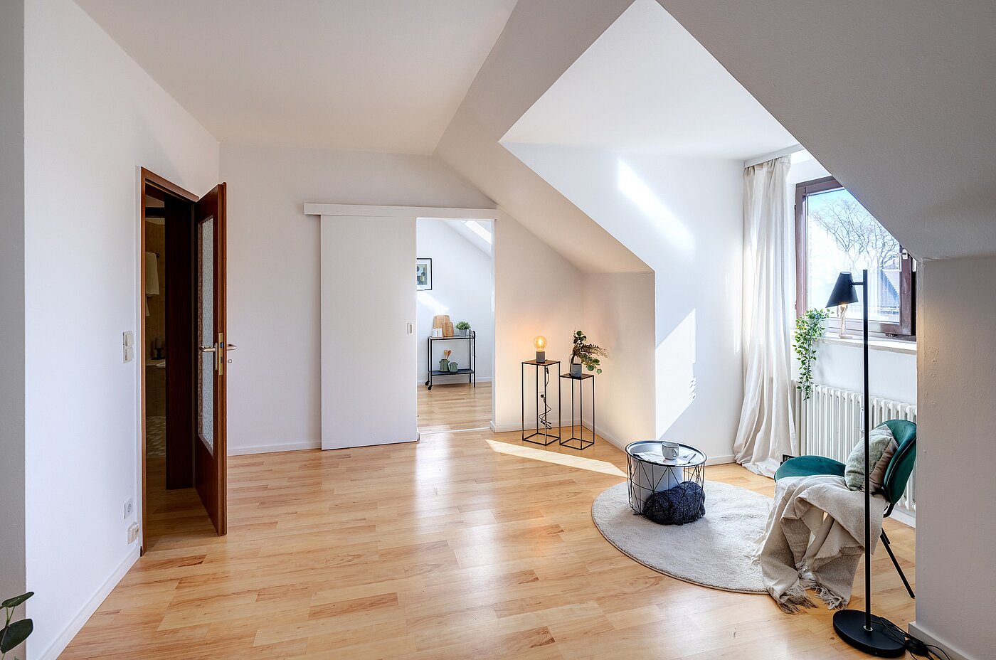 Квартира в многоэтажно доме с 1 комнатная | Starnberg | 2202ML2 | Blick in Richtung Küche
