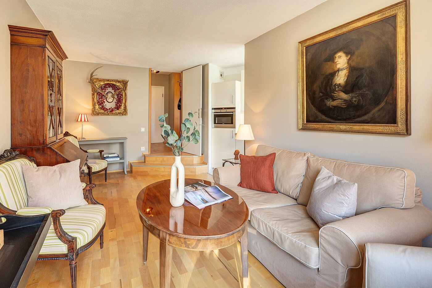 Квартира в многоэтажно доме с 1.5 комнатами | München-Maxvorstadt | 70480 | Wohnzimmer