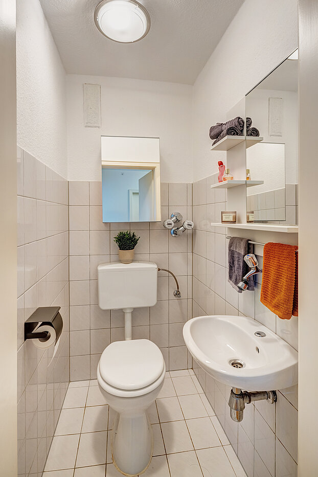 Квартира в многоэтажно доме с 3 комнатами | München-Trudering | 70443 | Separate Toilette