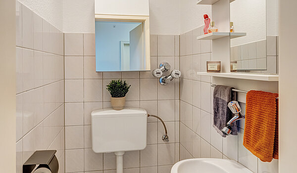 Квартира в многоэтажно доме с 3 комнатами | München-Trudering | 70443 | Separate Toilette