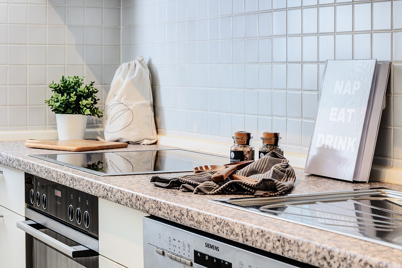 Квартира в многоэтажно доме с 3 комнатами | München-Oberföhring | 70246