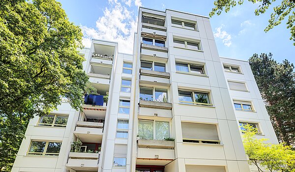 Квартира в многоэтажно доме с 2 комнатами | München-Hadern | 704101 | Außenansicht Richtung Wintergarten
