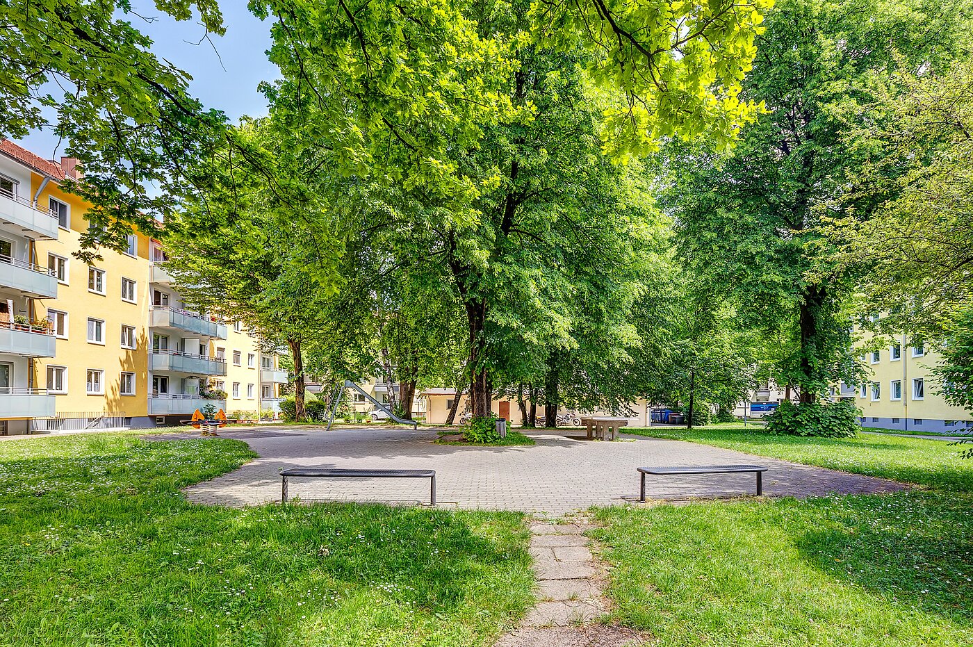 Квартира в многоэтажно доме с 2.5 комнатами | München-Berg am Laim | 70030 | ...ins Grüne