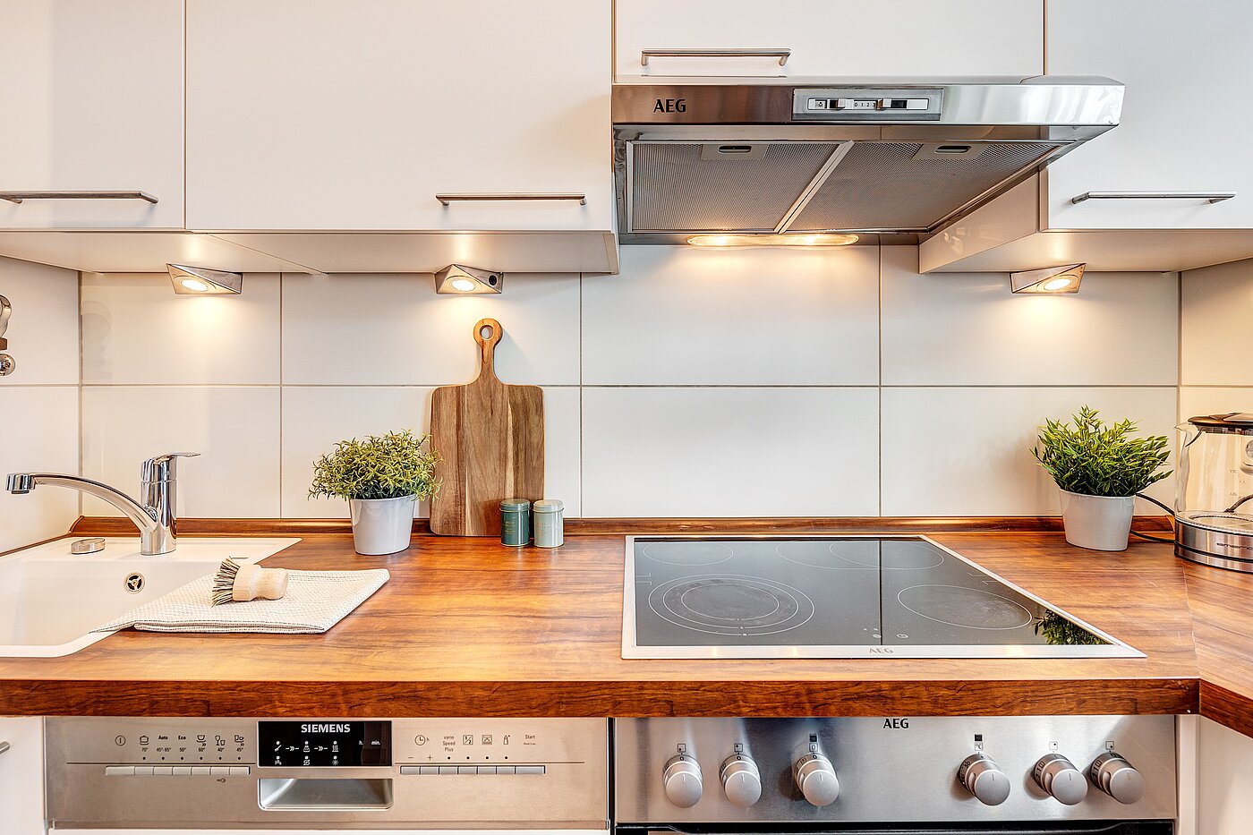 Квартира в многоэтажно доме с 2 комнатами | München-Schwabing | 2205ML71 | ...mit elektrischen Geräten