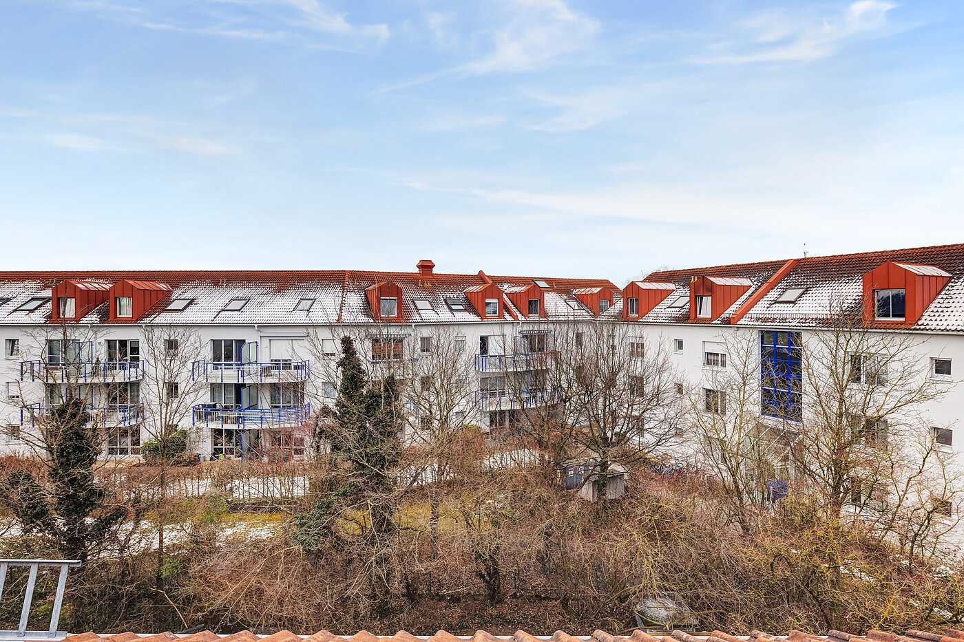 Квартира в многоэтажно доме с 2 комнатами | Poing | 70373 | Ausblick