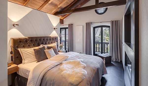Особое свойство с 15 комнатами | Bad Wiessee | 701592 | Chalet I Master Bedroom