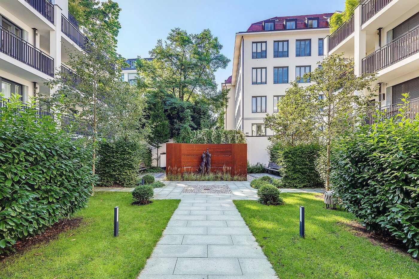 Плоский с 1 комнатная | München-Schwabing | 1908ML2 | Bronzestatue