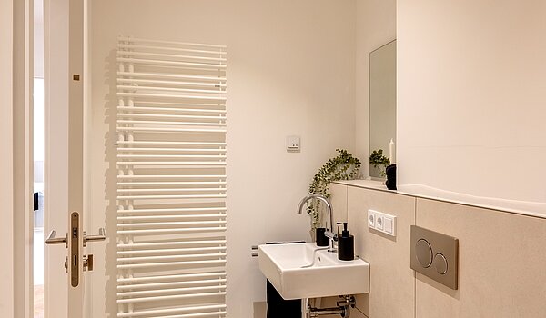 Terrassenwohnung с 3 комнатами | München-Harlaching | 70371 | Gästetoilette mit...