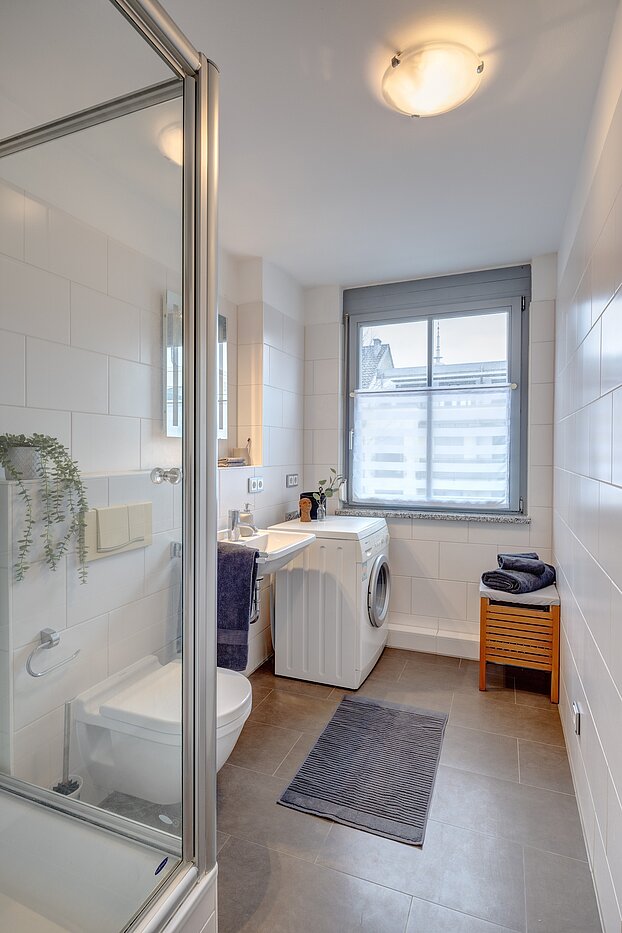 Apartment с 1 комнатная | München-Milbertshofen | 70188 | Tageslichtbad mit...