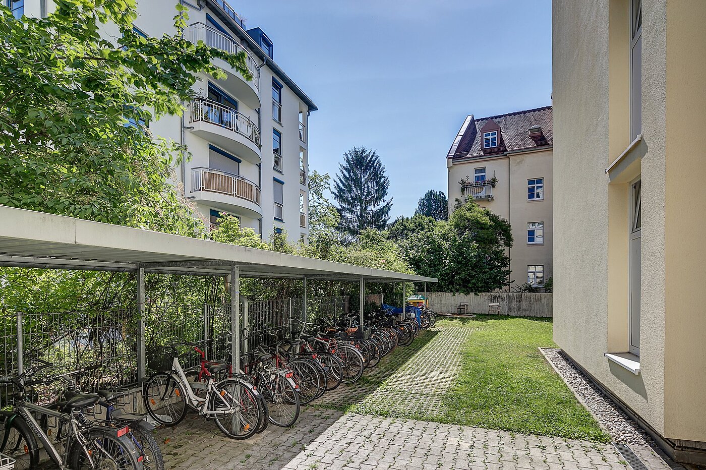 Квартира в многоэтажно доме с 1 комнатная | München-Isarvorstadt | 2110ML3 | Fahrradabstellplätze