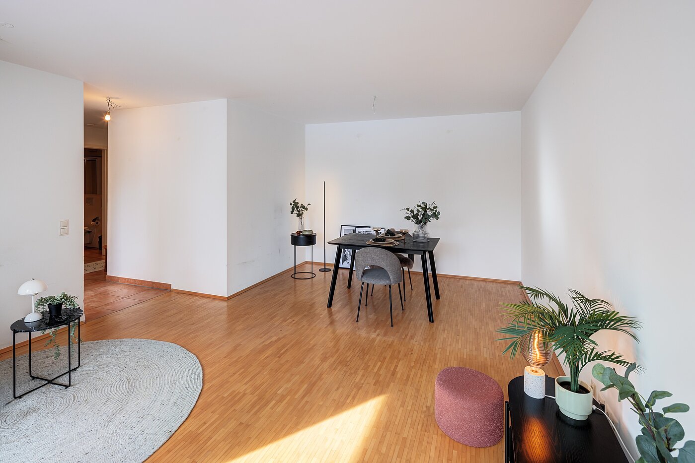 Квартира в многоэтажно доме с 2 комнатами | München-Bogenhausen | 70396 | ... mit Essbereich