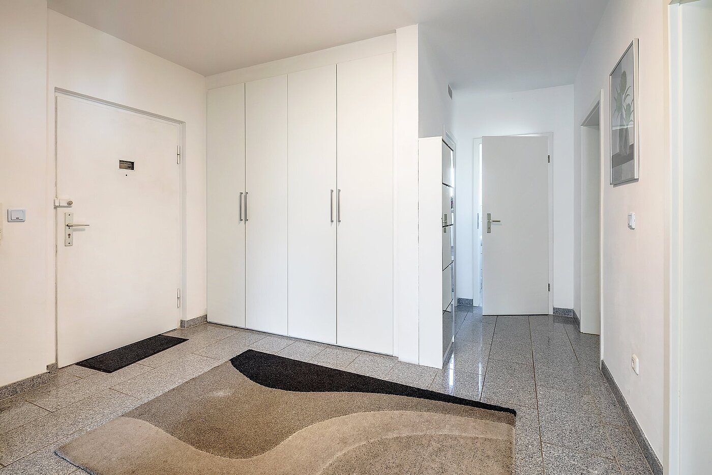 Квартира в многоэтажно доме с 4 комнатами | München-Berg am Laim | 2002ML3 | mit Einbauschränken