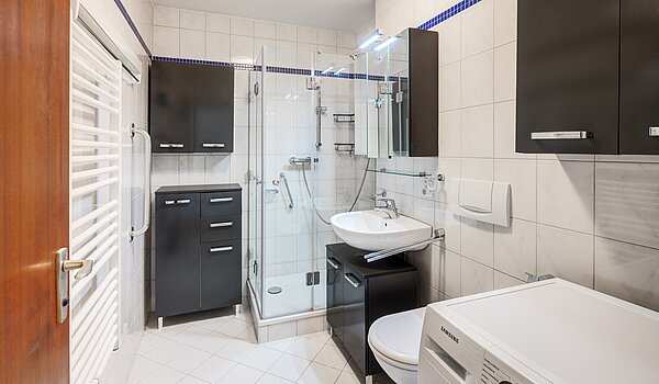 Квартира в многоэтажно доме с 2 комнатами | München-Hadern | 704101 | Duschbad mit Anschluss...