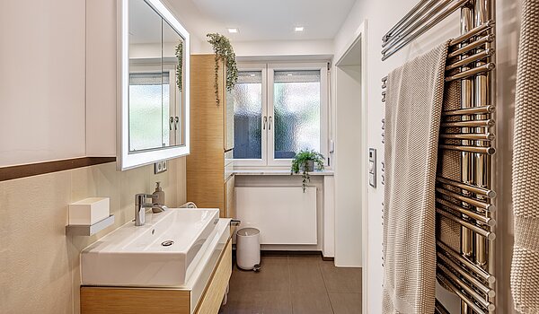 Угловой террасный дом с 3 комнатами | Kreuth | 70037 | Modernes Tageslichtbad...