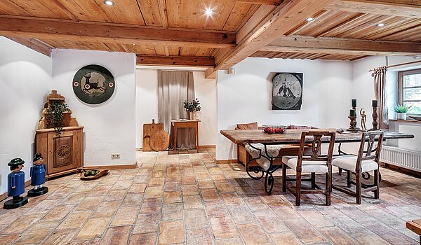 Квартира в многоэтажно доме с 11 комнатами | Gmund/Dürnbach | 2107ML11 | ...Diele