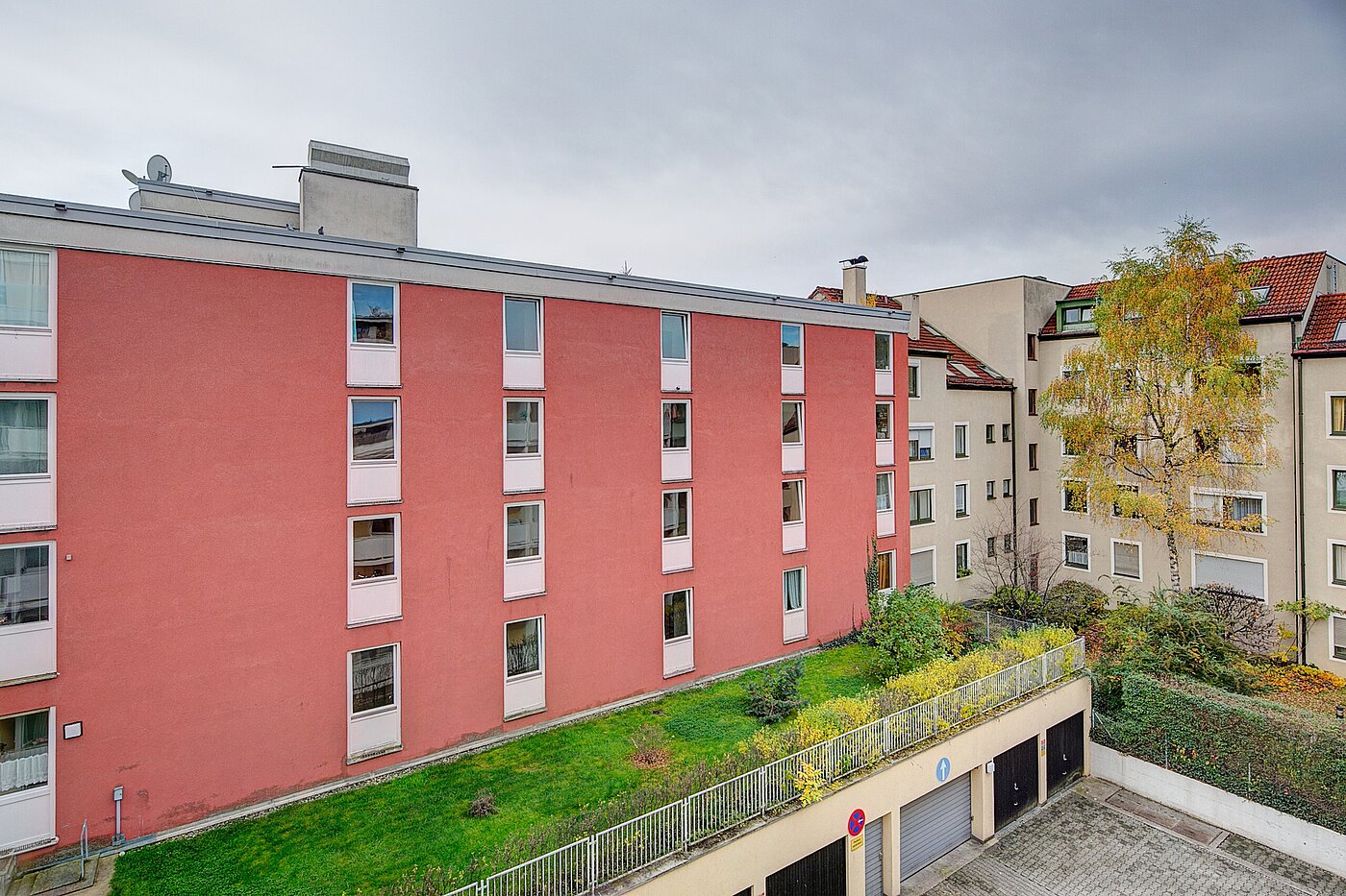 Квартира в многоэтажно доме с 1 комнатная | München-Berg am Laim | 70064 | Blick in den Innenhof