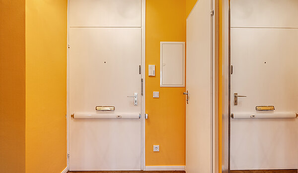 Квартира в многоэтажно доме с 2 комнатами | München-Bogenhausen | 70287 | Eingangsbereich...