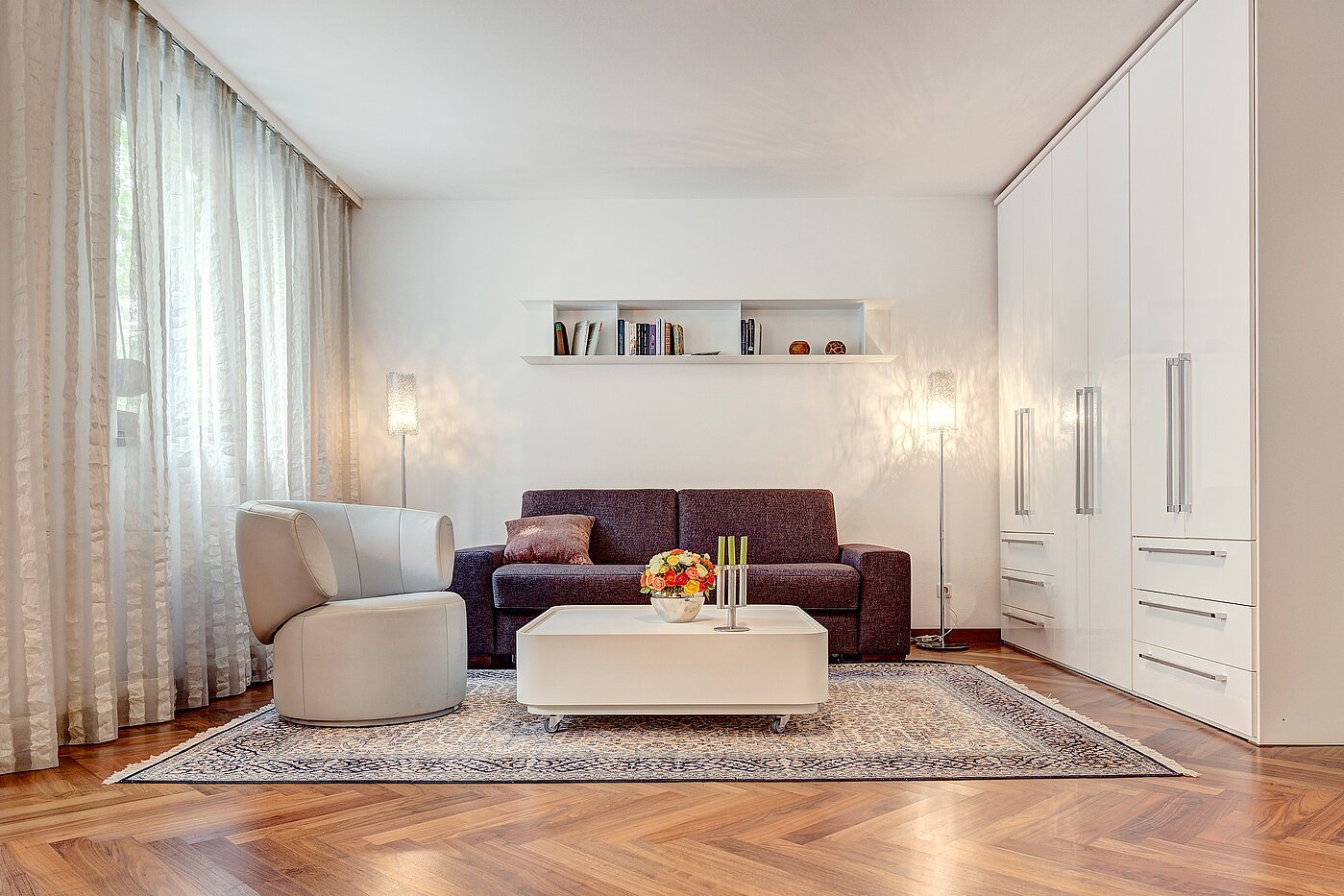 Квартира в многоэтажно доме с 1 комнатная | München-Schwabing | 2207ML10 | Ausziehbare Schlafcouch