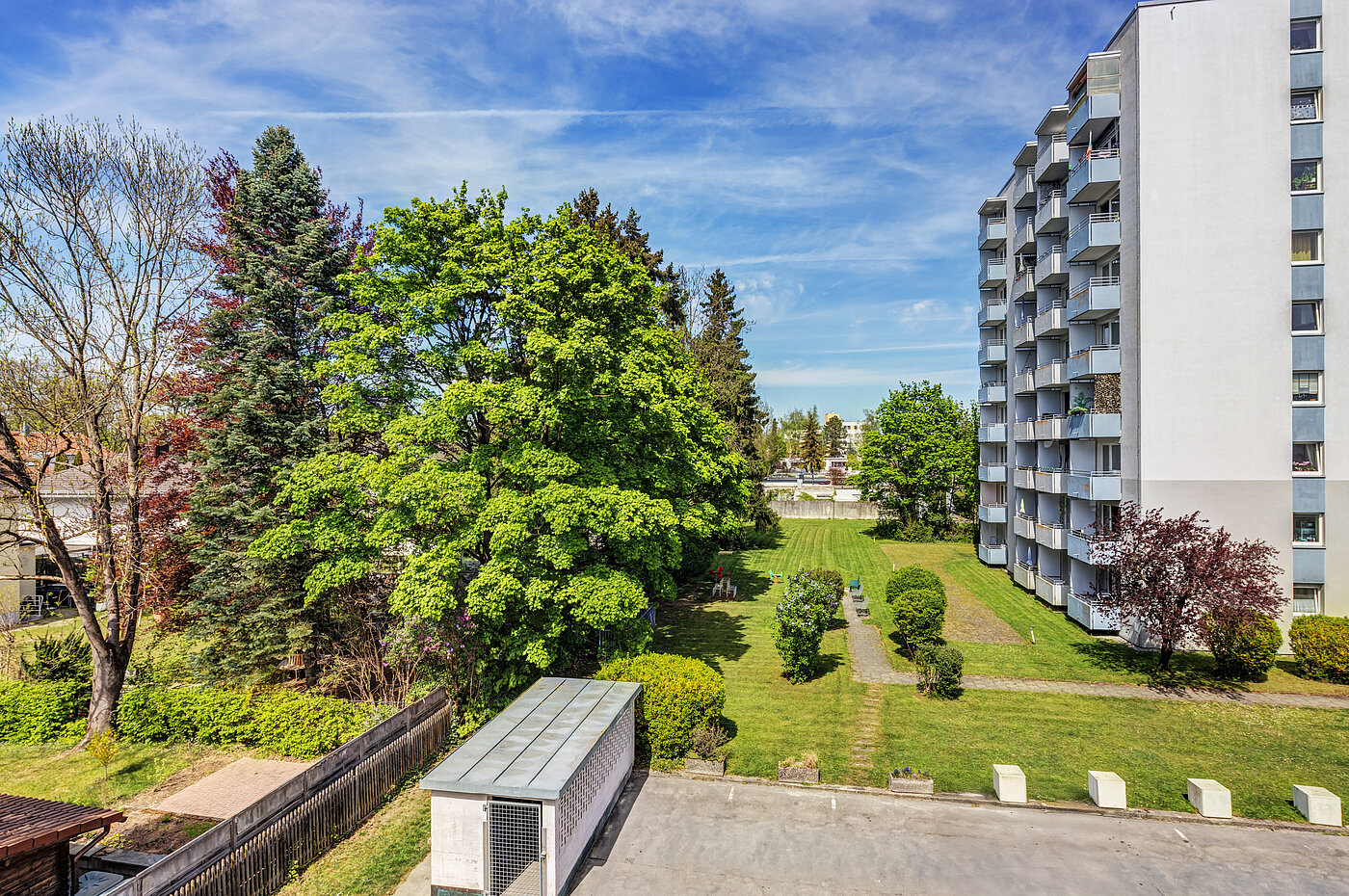 Квартира в многоэтажно доме с 3 комнатами | München-Trudering | 70443 | Mit viel...