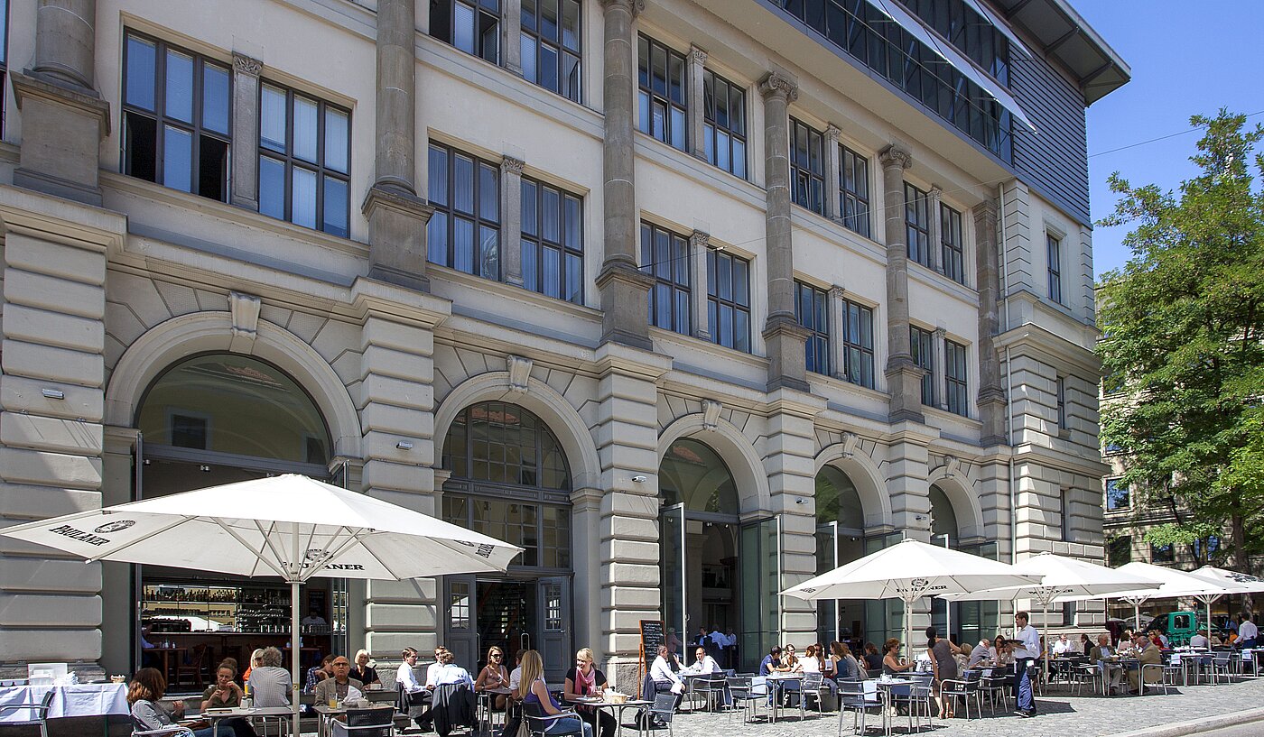 Квартира в многоэтажно доме с 3 комнатами | 70046 | Literaturhaus