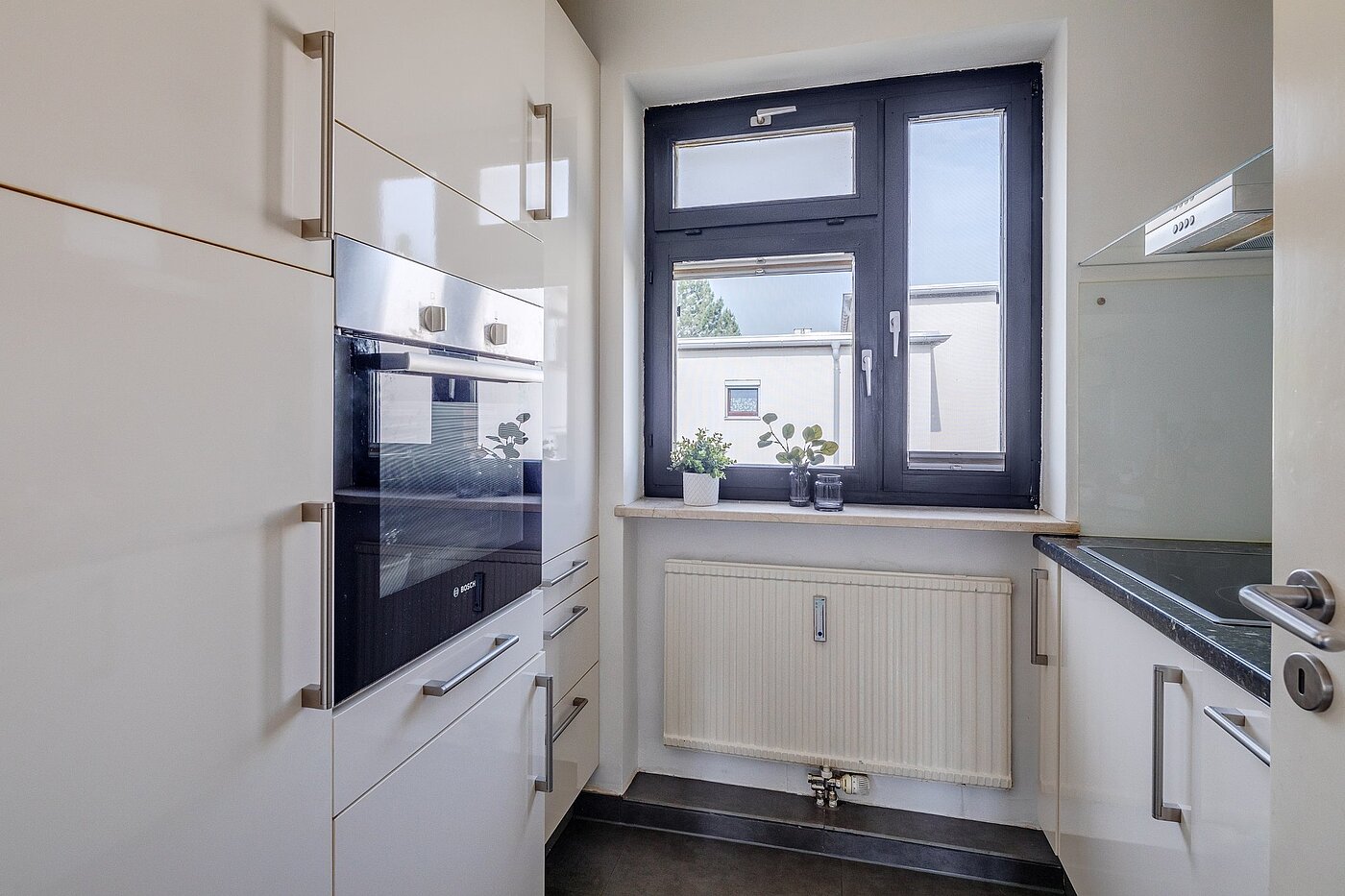 Квартира в многоэтажно доме с 2 комнатами | Karlsfeld | 1906ML2 | Moderne Einbauküche..