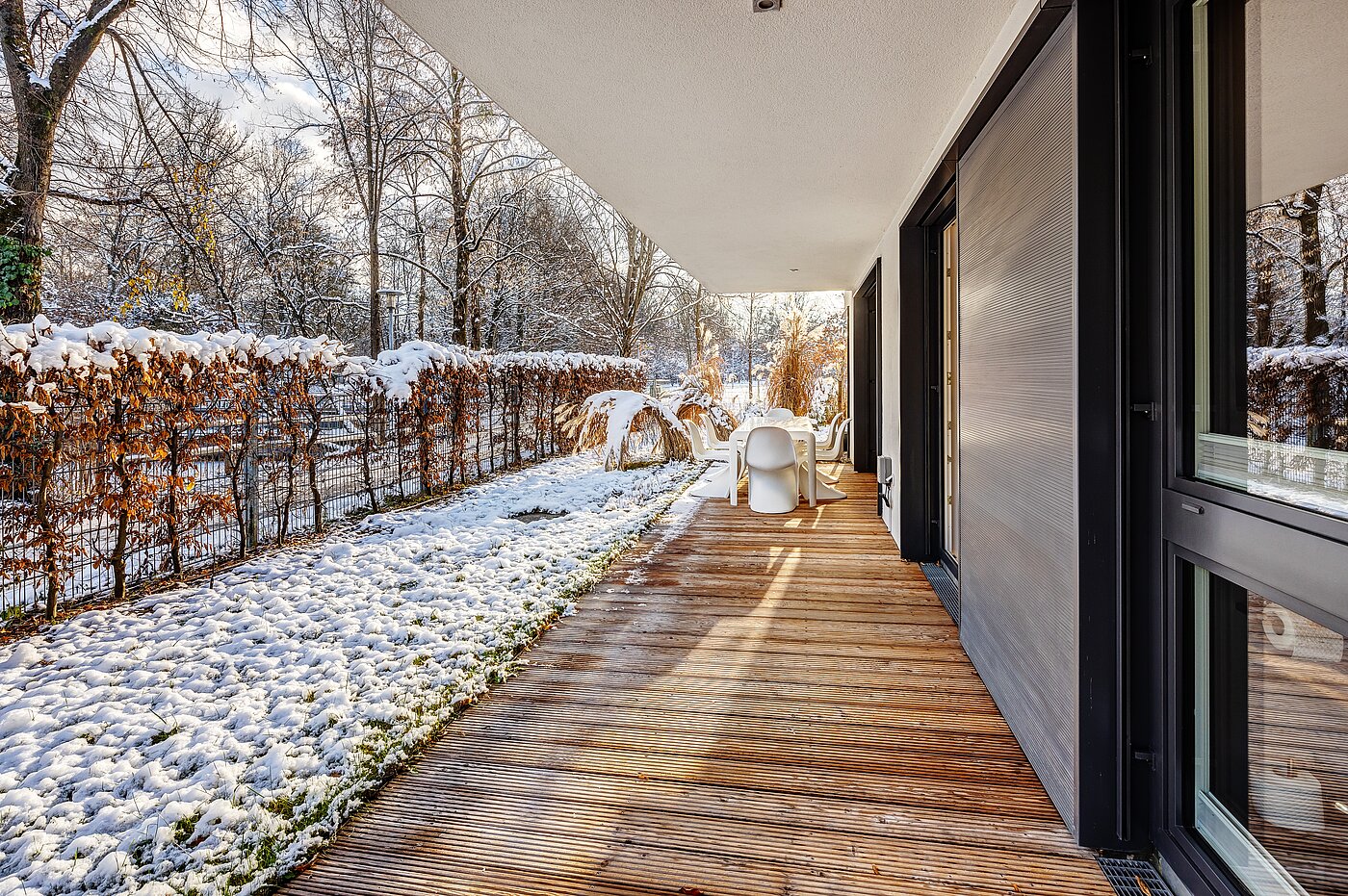 Плоский с 3 комнатами | 70309 | Umlaufende Terrasse im Winter...