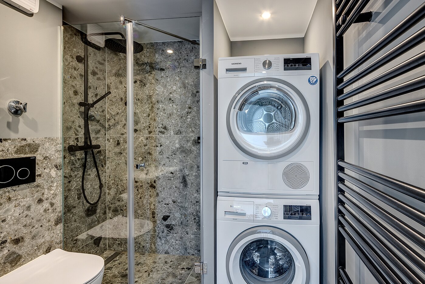 Apartment с 1 комнатная | München-Schwabing | 70376 | Waschmaschine und Trockner