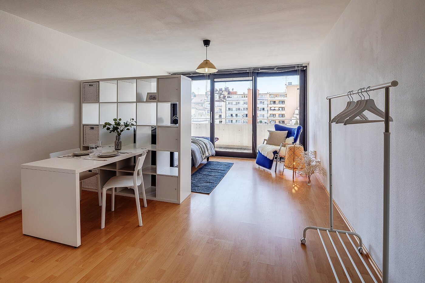 Квартира в многоэтажно доме с 1 комнатная | München-Schwabing | 2007ML2 | Essplatz für Zwei