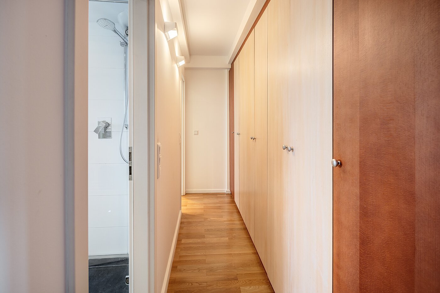 Квартира в многоэтажно доме с 5 комнатами | München-Neuhausen | 70140 | Hochwertige Einbauten