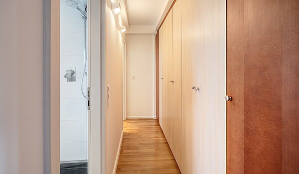 Квартира в многоэтажно доме с 5 комнатами | München-Neuhausen | 70140 | Hochwertige Einbauten