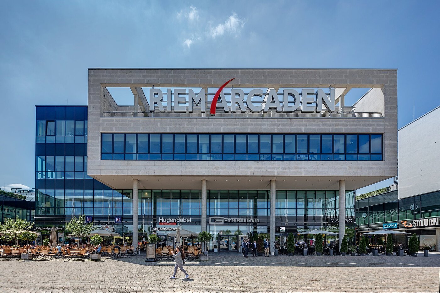 Квартира в многоэтажно доме с 1 комнатная | München-Trudering | 2011ML4 | Einkaufen in den Riem-Arcaden